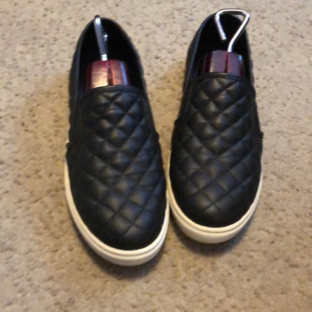 Steve Madden Quilted Loafers